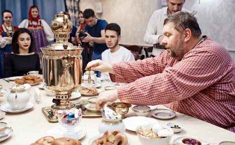 Арендовать Стилизованная гостиная в центре города