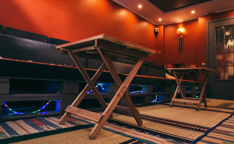 Арендовать Теплый, уютный зал в центре Москвы на исторической улице