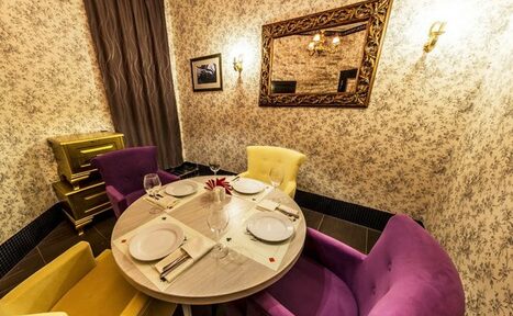 Арендовать ДОУТРА.RU Комната для творческих встреч и свиданий