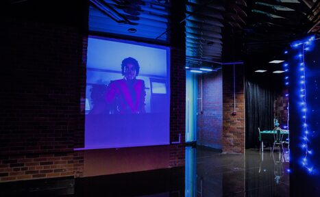 Арендовать Стильный лофт в темных тонах