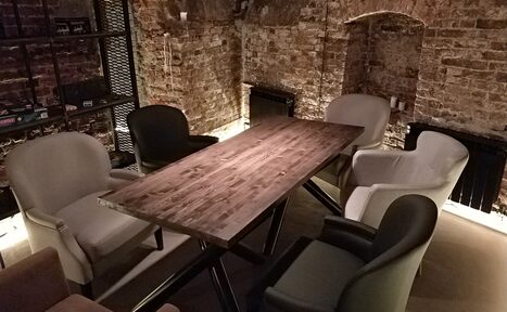 Арендовать John Doe smoking room
