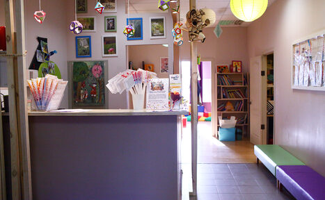 Арендовать Яркий класс для консультаций и семинаров