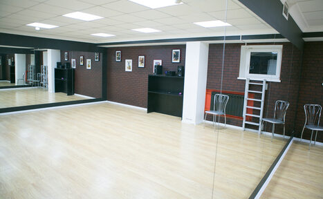 Арендовать ONLY studio Малый танцевальный зал