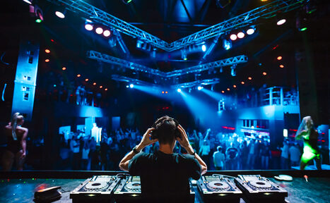 Арендовать Maremonti Arena. Концертный зал с отличным звуком