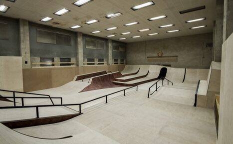 Арендовать СМЕНА - скейтпарк культуры и отдыха