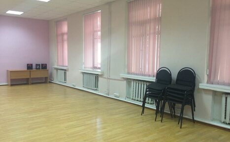 Арендовать ЛАуРА Академия Life-образования Минималистичный лофт