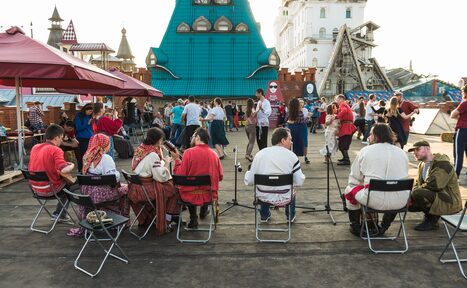 Арендовать VERNISSAGE Творческий квартал