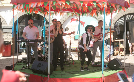 Арендовать VERNISSAGE Творческий квартал