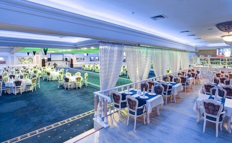 Арендовать Ресторан Asaki. Светлый банкетный зал