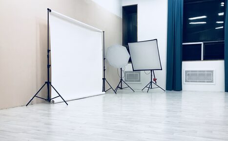 Арендовать Pantone.studio (Пантон.студио)