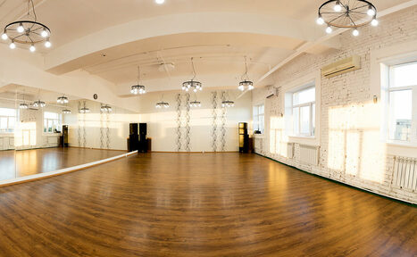 Арендовать Большой зал в стиле лофт