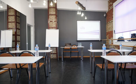 Арендовать Дизайнерский зал в стиле лофт