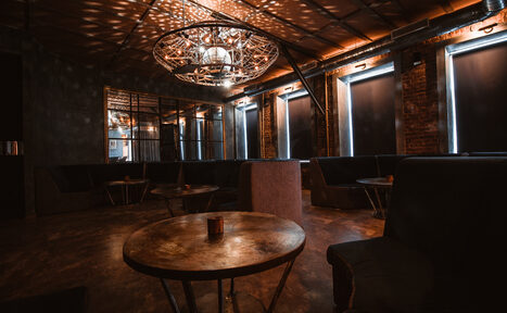 Арендовать Hedonist. Лаунж -лофт в историческом центре Петербурга