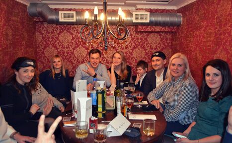 Арендовать Комната с круглым столом для небольших компаний