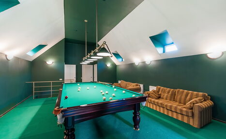 Арендовать Двухэтажный дом для корпоративов и вечеринок