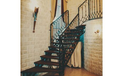 Арендовать Замок "Над дождём"