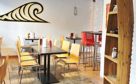 Арендовать WAVE Burgers&more (ВЕЙВ Бургерс энд мор). Зал