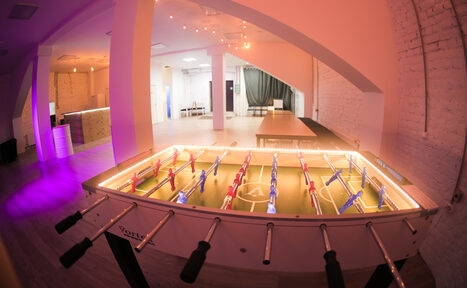 Арендовать Стильное пространство с отдельным входом в историческом цент