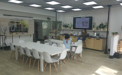 Арендовать Стильное лофт-пространство для тренингов и мастер-классов