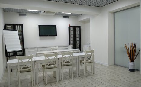 Арендовать Светлое арт-пространство для тренингов и занятий