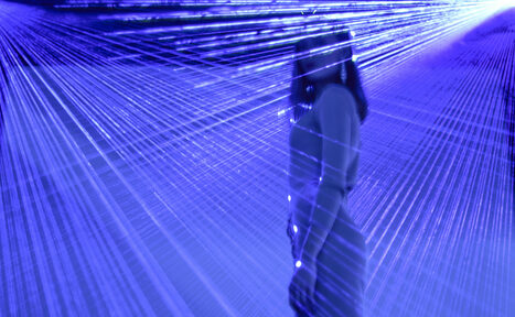 Арендовать Караоке-лофт со светомузыкой