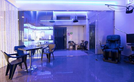 Арендовать Караоке-лофт со светомузыкой