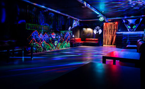 Арендовать Grenade. Дизайнерский лофт с лаунж-зоной