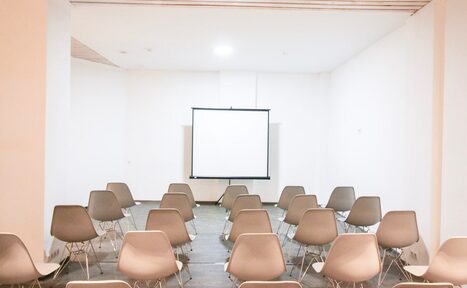 Арендовать АО "ЭЛЕКТРОЗАВОД" Лофт с отдельным входом и парковкой