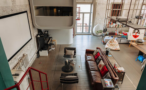 Арендовать Loft Bers Трехэтажный лофт в самом центре столицы