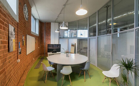 Арендовать Переговорная комната на территории ARMA Coworking