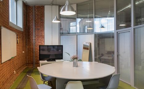 Арендовать Переговорная комната на территории ARMA Coworking