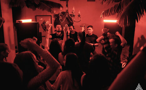 Арендовать Лофт в тропическом стиле