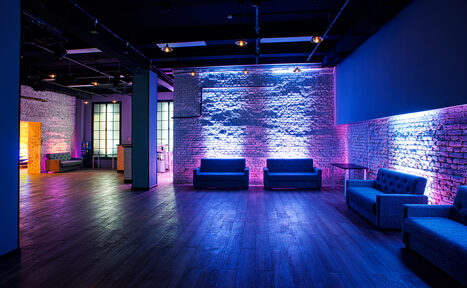 Арендовать Кирпичный лофт с колоннами