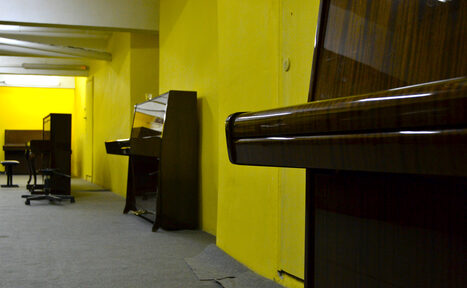 Арендовать Помещение с фортепиано для праздников и творческих встреч