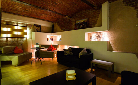 Арендовать Уютный лофт в центре города