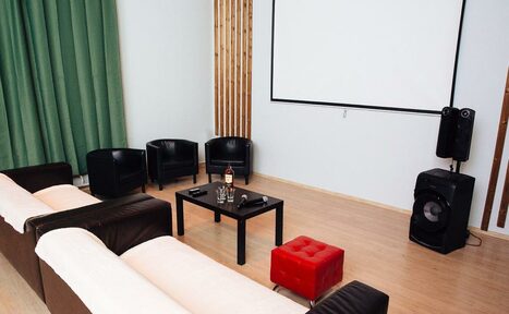 Арендовать ECO Lof Лофт-пространство с барной стойкой