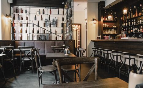 Арендовать One Bar. Лофт-бар