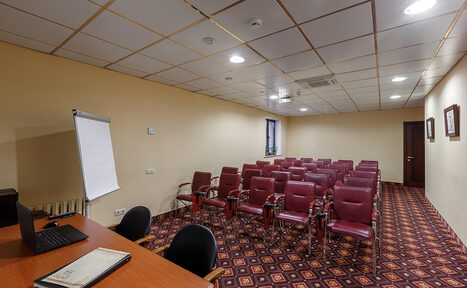 Арендовать Клуб Отель Корона