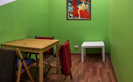 Арендовать Четыре смежных комнаты