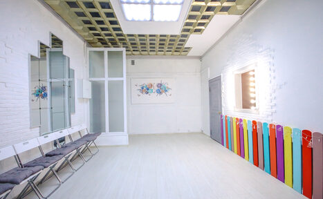 Арендовать Зазеркалье Светлый лофт 