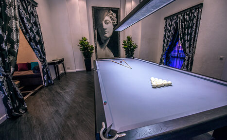 Арендовать Элитный клуб с бильярдом