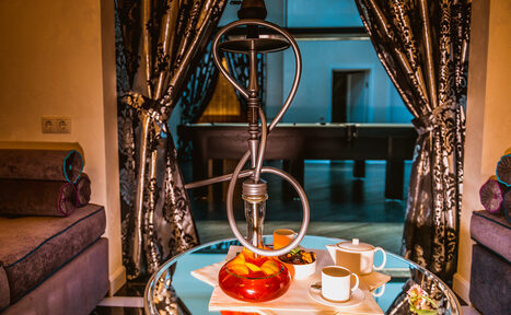 Арендовать Элитный клуб с бильярдом