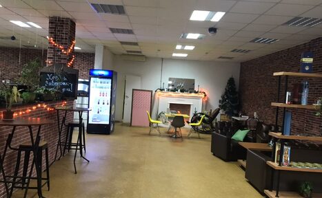 Арендовать The Loft in Tushino Пространство с двумя зонами