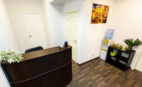 Арендовать WorkPoint Кабинет с овальным столом