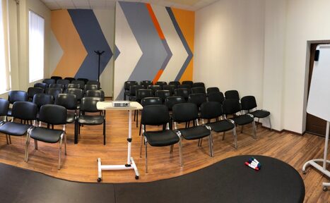 Арендовать Новое sLOVo Стильный зал для деловых мероприятий