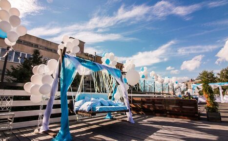 Арендовать Gold&Dance Лофт с просторной верандой