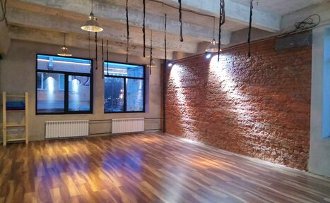 Арендовать Открытое пространство в стиле лофт