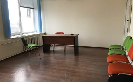 Арендовать Зал рядом с метро для тренингов и репетиций