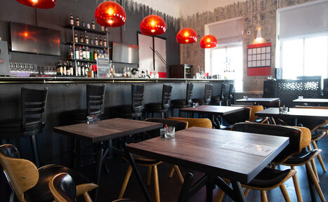 Арендовать Commode. Лофт с высокими потолками