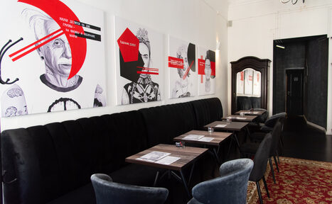 Арендовать Commode. Лофт с высокими потолками